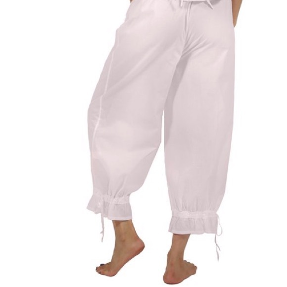 Bloomers - Picture 5 of 5